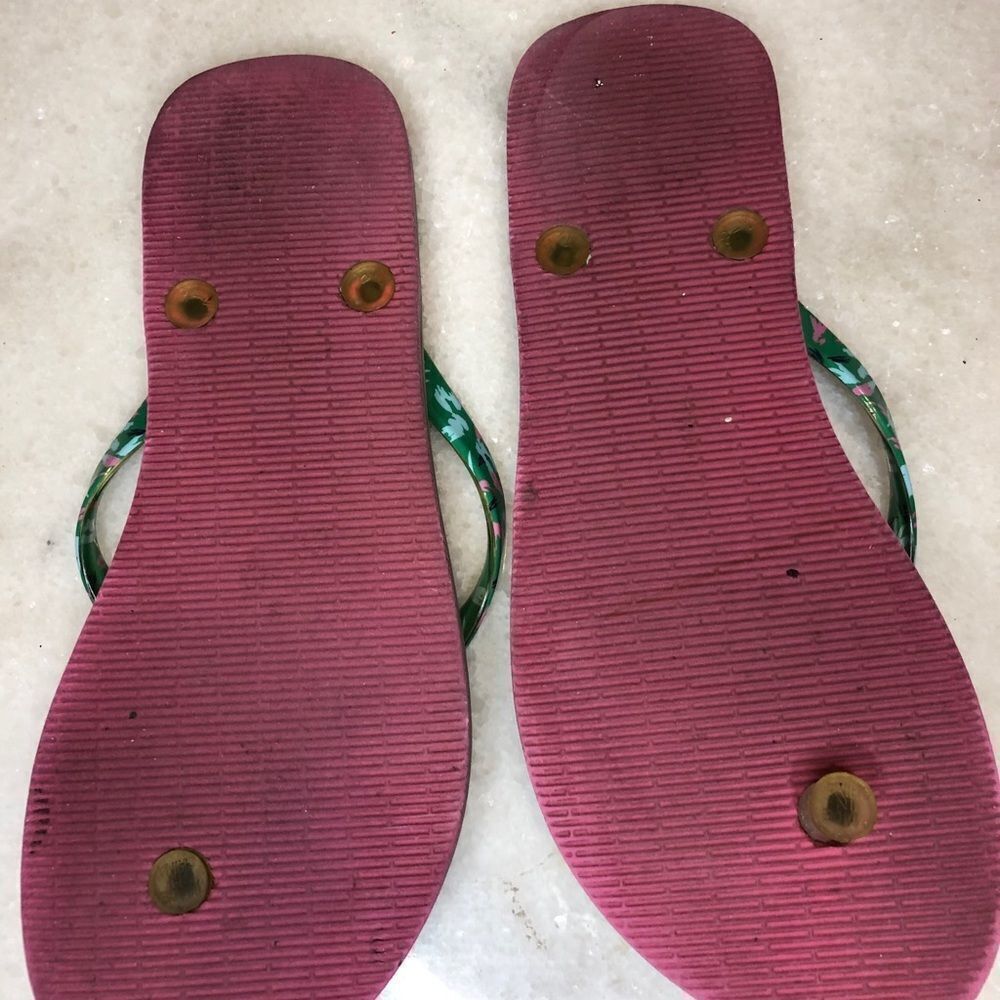 Vera Bradley pink and green floral flip flops 7/8 - Picture 4 of 9